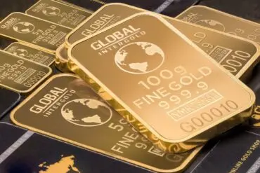 gold price prediction