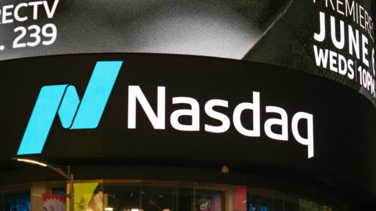NASDAQ 100 Index Analysis as Economic Metrics Improve