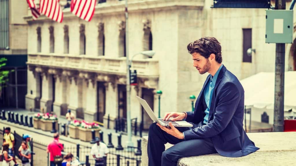 Legal And General Share Price Dips As Selloff Hits UK Markets Legal And General Share Price Dips As Selloff Hits UK Markets