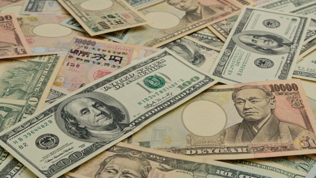 USDJPY Loses Traction As Weak US Data Weighs In, 144 Support Threatened
